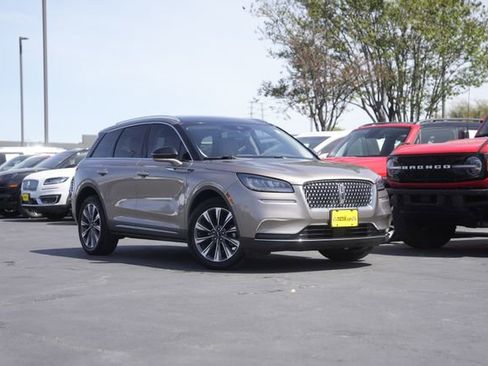Used 2020 Lincoln Corsair Reserve image 2