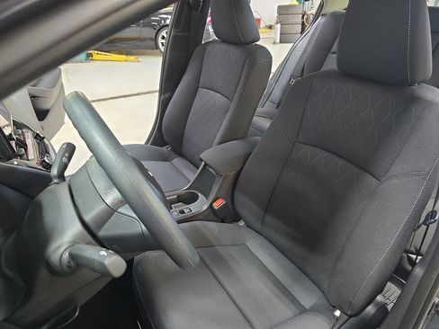 Used 2025 Toyota Corolla LE FWD image 16