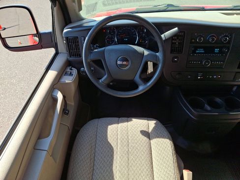 Used 2024 GMC Savana 3500 Extended RWD image 11