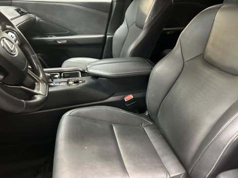 Used 2024 Lexus TX 350 FWD w/ Captains Chair Package image 6