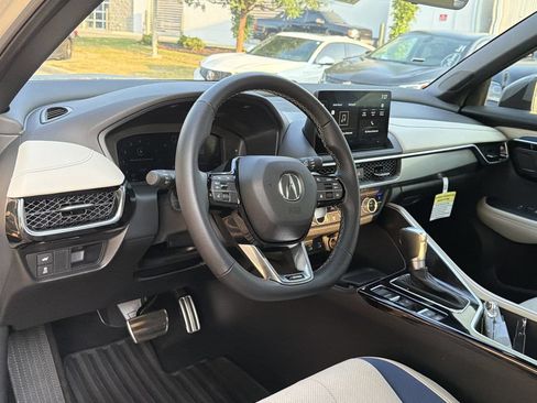 Used 2025 Acura ADX A-Spec AWD/4WD image 10