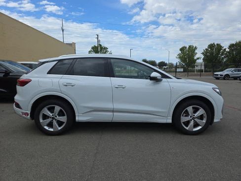Used 2024 Audi Q4 e-tron Premium AWD/4WD image 8