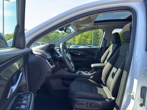 Used 2023 GMC Terrain SLE w/ Driver Convenience Package AWD/4WD image 11