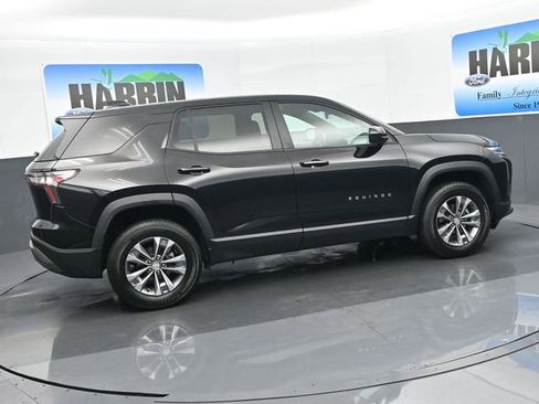 Used 2025 Chevrolet Equinox LT image 6