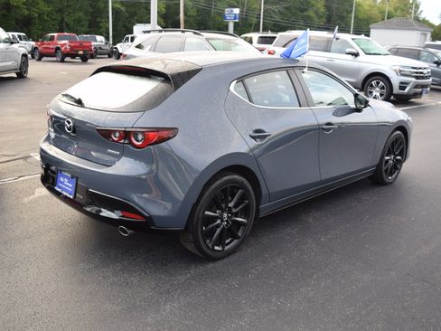 Used 2022 MAZDA MAZDA3 s FWD image 4