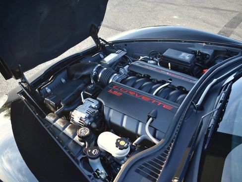 Used 2007 Chevrolet Corvette Coupe w/ Preferred Equipment Group image 28