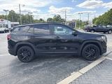 Used 2023 GMC Terrain SLE w/ Driver Convenience Package image 4