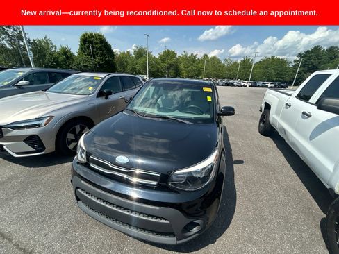 Used 2019 Kia Soul FWD image 11