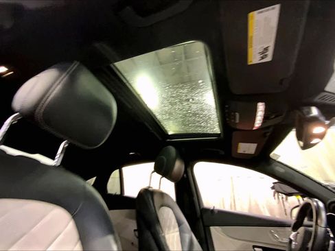 Used 2019 Mercedes-Benz GLC 300 4MATIC Coupe image 13