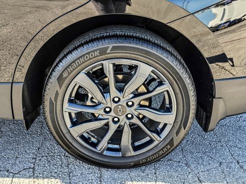 Certified 2024 Chevrolet Equinox RS w/ RS Leather Package image 11