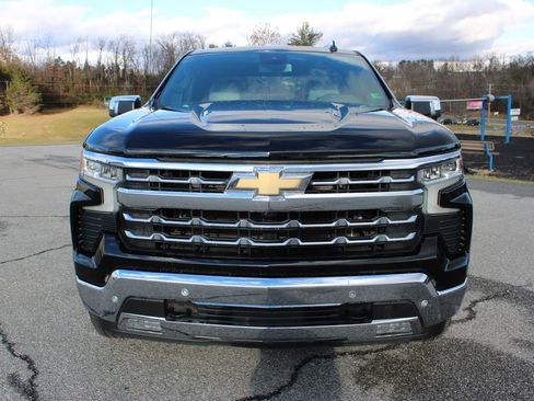 Used 2024 Chevrolet Silverado 1500 LTZ image 4