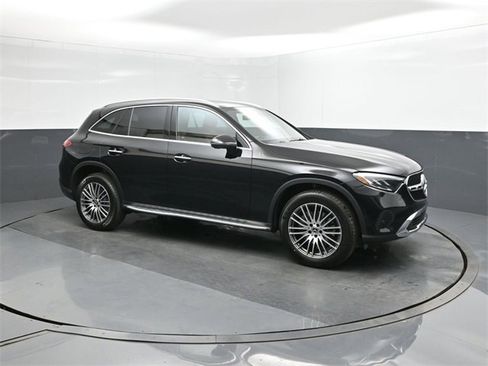 New 2026 Mercedes-Benz GLC 300 image 17