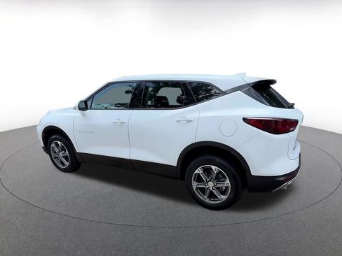 Used 2026 Chevrolet Blazer LT FWD image 8