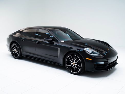 Certified 2023 Porsche Panamera 4 Platinum Edition AWD/4WD image 7