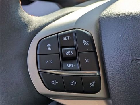 New 2026 Ford Explorer Active w/ Active Comfort Package image 16