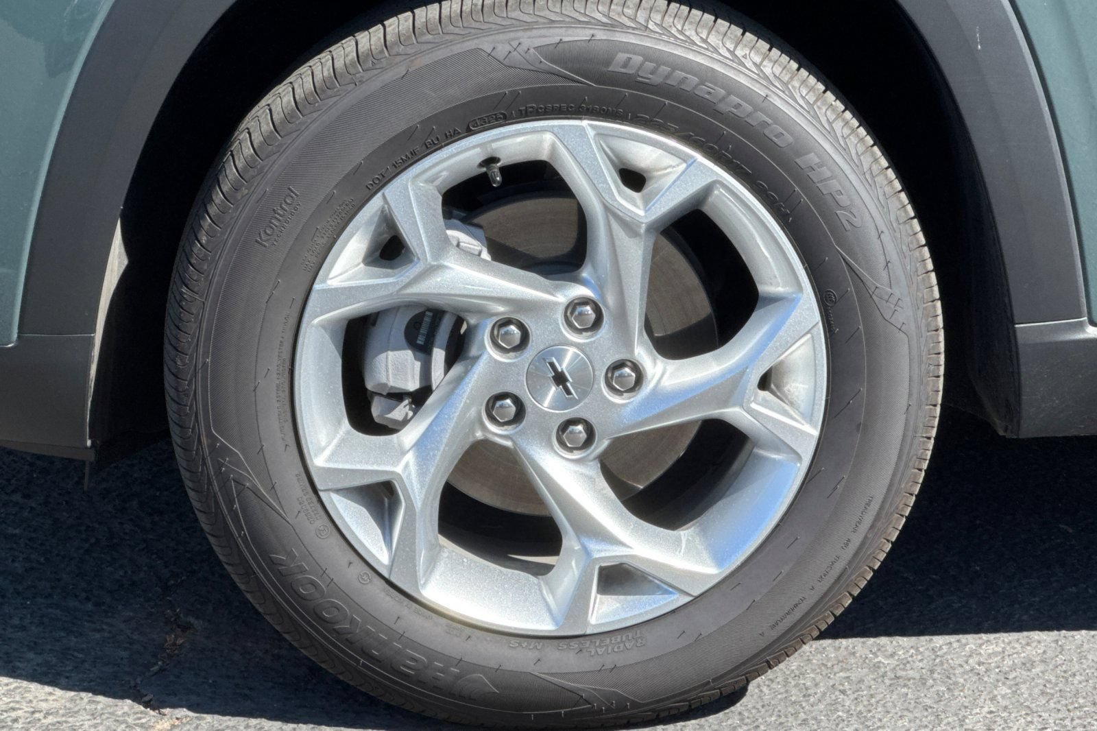 Used 2026 Chevrolet Trax LS w/ LS Convenience Package FWD image 41