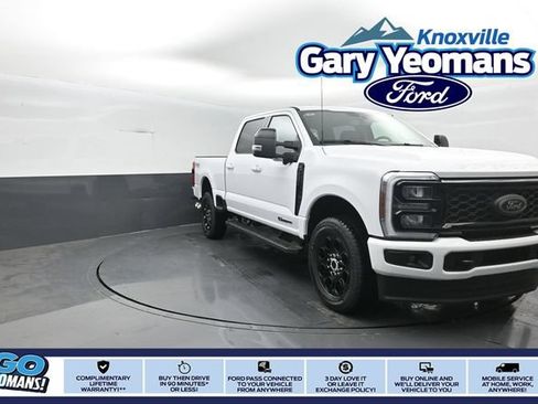 New 2026 Ford F250 Lariat w/ Black Appearance Package AWD/4WD image 1