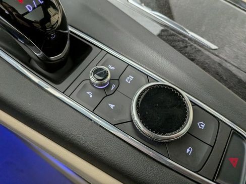 Certified 2023 Cadillac Escalade ESV Premium Luxury image 9