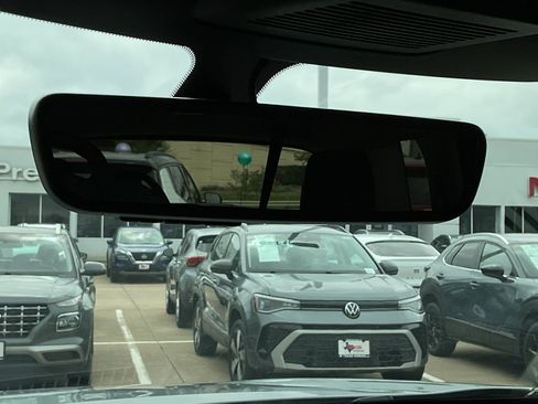 Used 2024 Nissan Pathfinder Platinum image 32