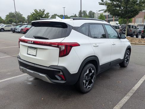 Used 2026 Kia Seltos S FWD image 4