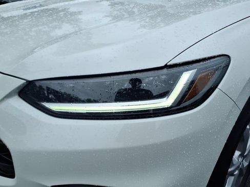 Used 2024 Honda HR-V LX image 10