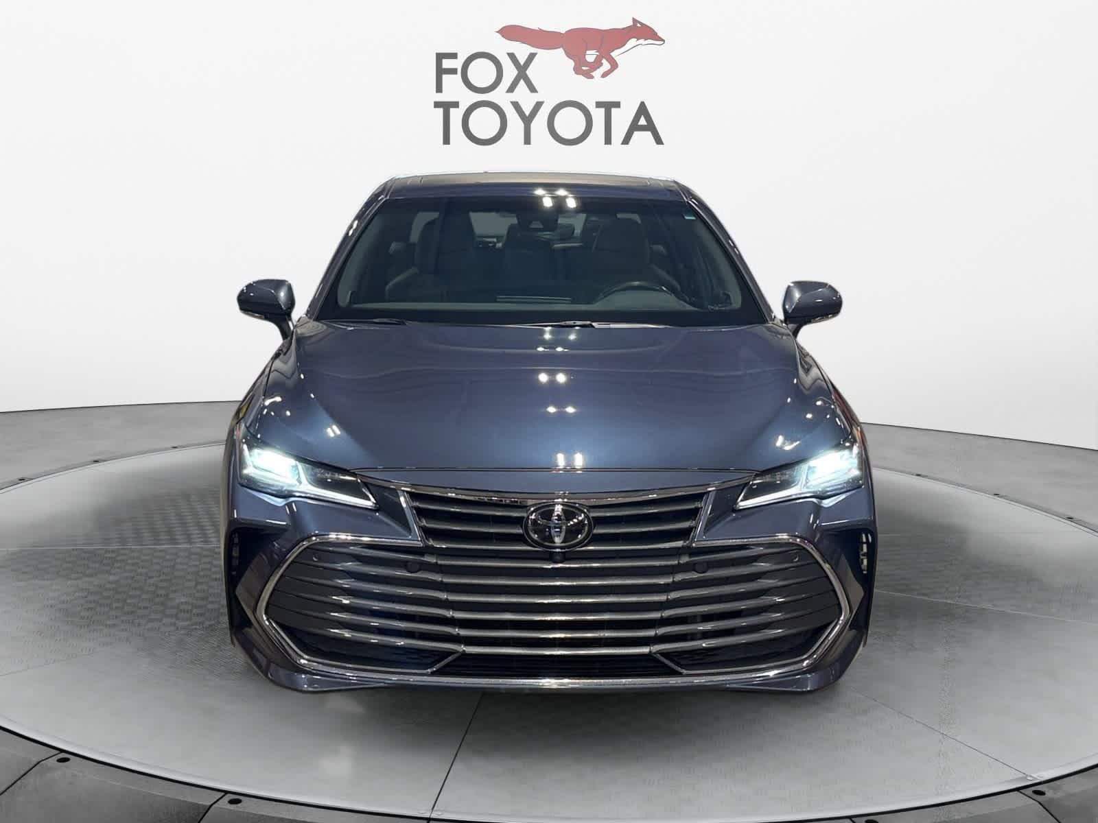 Used 2022 Toyota Avalon Limited w/ Advanced Safety Package FWD image 9