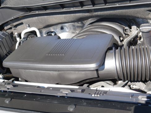 Certified 2024 Chevrolet Silverado 1500 LT Trail Boss w/ Convenience Package II AWD/4WD image 11