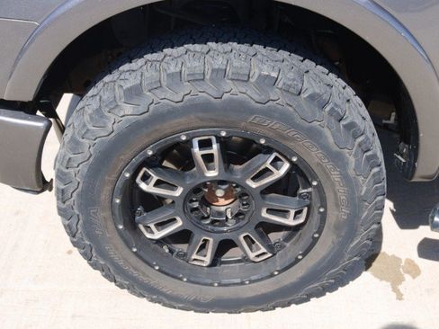 Used 2013 Ford F150 Platinum AWD/4WD image 10