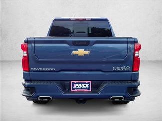 Used 2024 Chevrolet Silverado 1500 High Country w/ High Country Premium Package AWD/4WD video 3