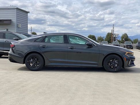 New 2026 Kia K5 LXS FWD image 2