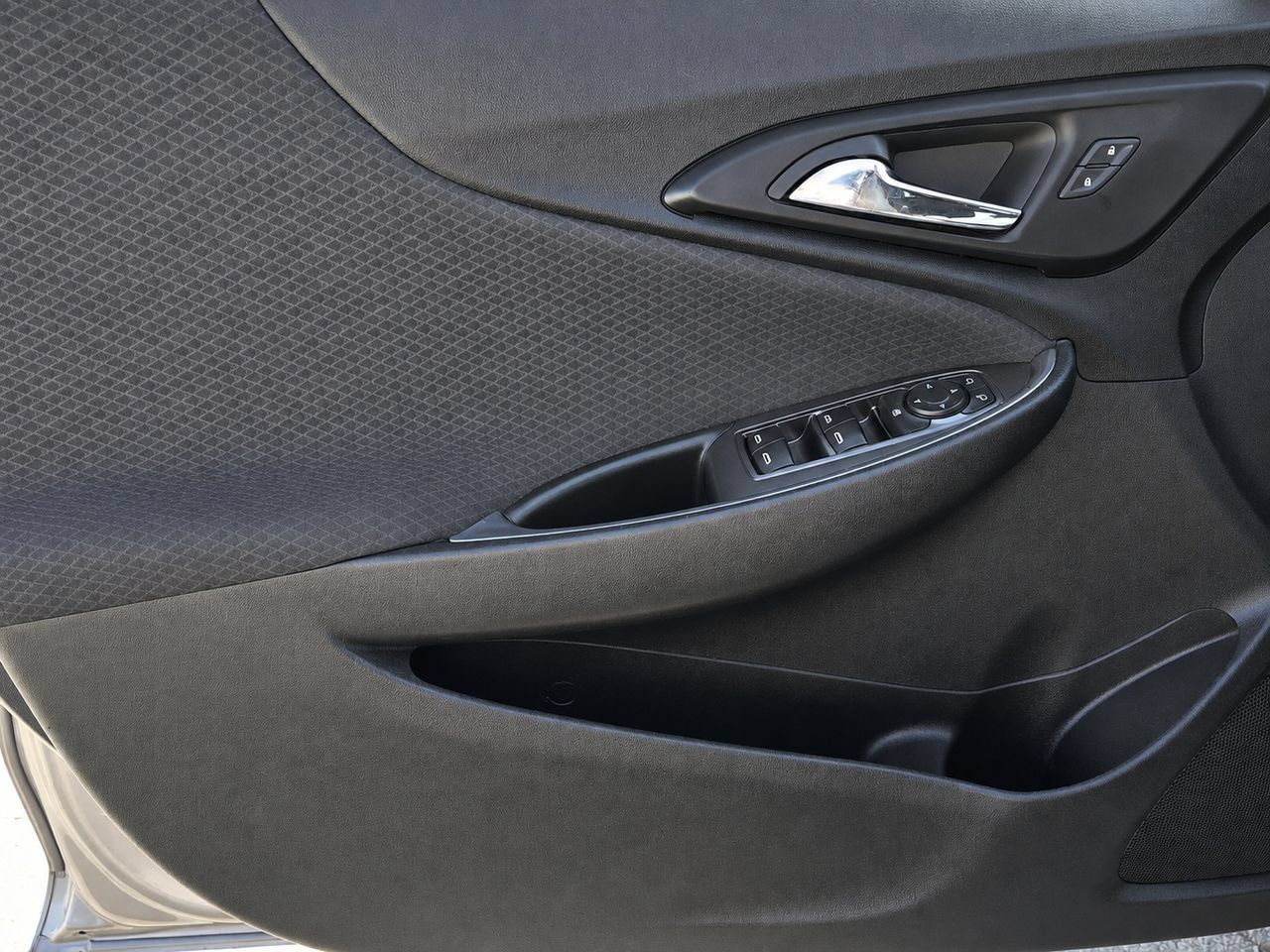 Certified 2019 Chevrolet Malibu LT FWD image 11