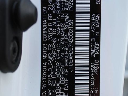 Used 2022 Toyota Corolla LE FWD image 37