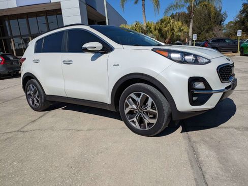 Used 2021 Kia Sportage EX w/ EX Technology Package image 2