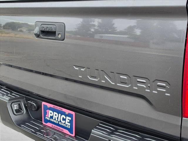 Used 2016 Toyota Tundra SR5 w/ SR5 Upgrade Package AWD/4WD image 14