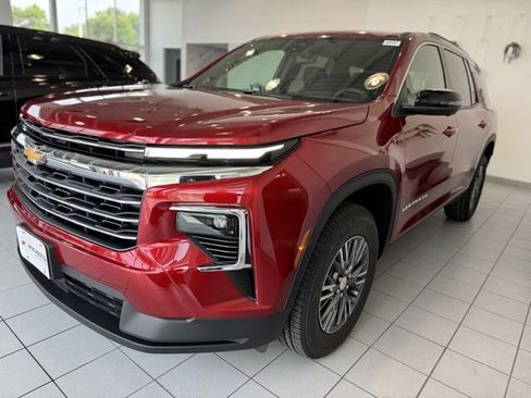 New 2026 Chevrolet Traverse LT w/ Driver Confidence Package image 30