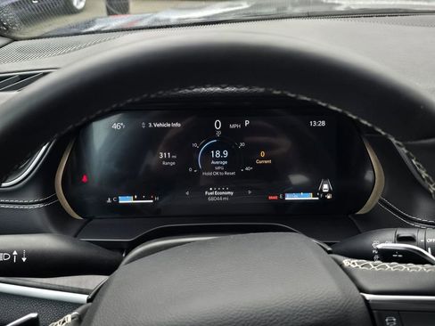 Used 2024 Jeep Grand Cherokee Limited image 26