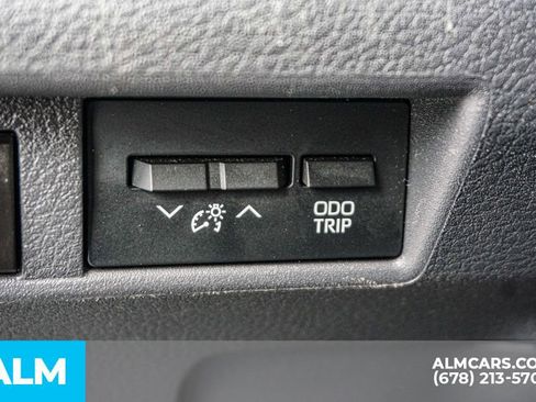 Used 2024 Toyota Sienna XLE image 49