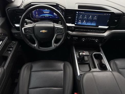 Used 2023 Chevrolet Silverado 1500 LTZ image 14