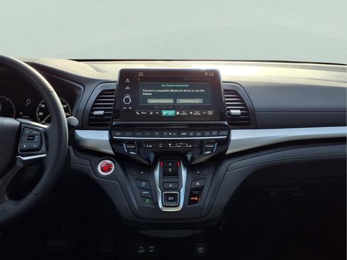 Used 2025 Honda Odyssey EX-L image 16