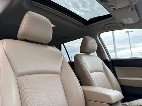 Used 2015 Subaru Outback 2.5i Limited image 17