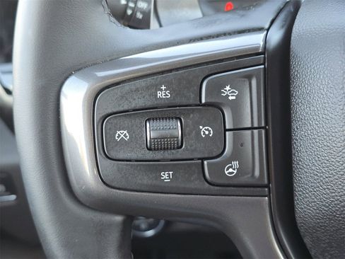 Used 2025 Chevrolet Silverado 1500 ZR2 w/ Technology Package image 23