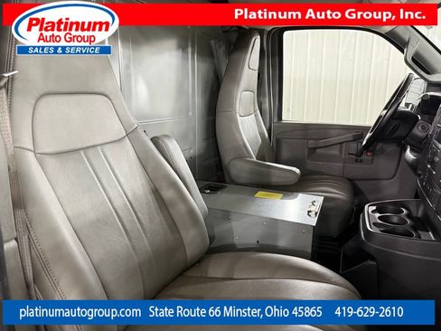 Used 2019 Chevrolet Express 3500 Extended w/ Driver Convenience Package RWD image 31