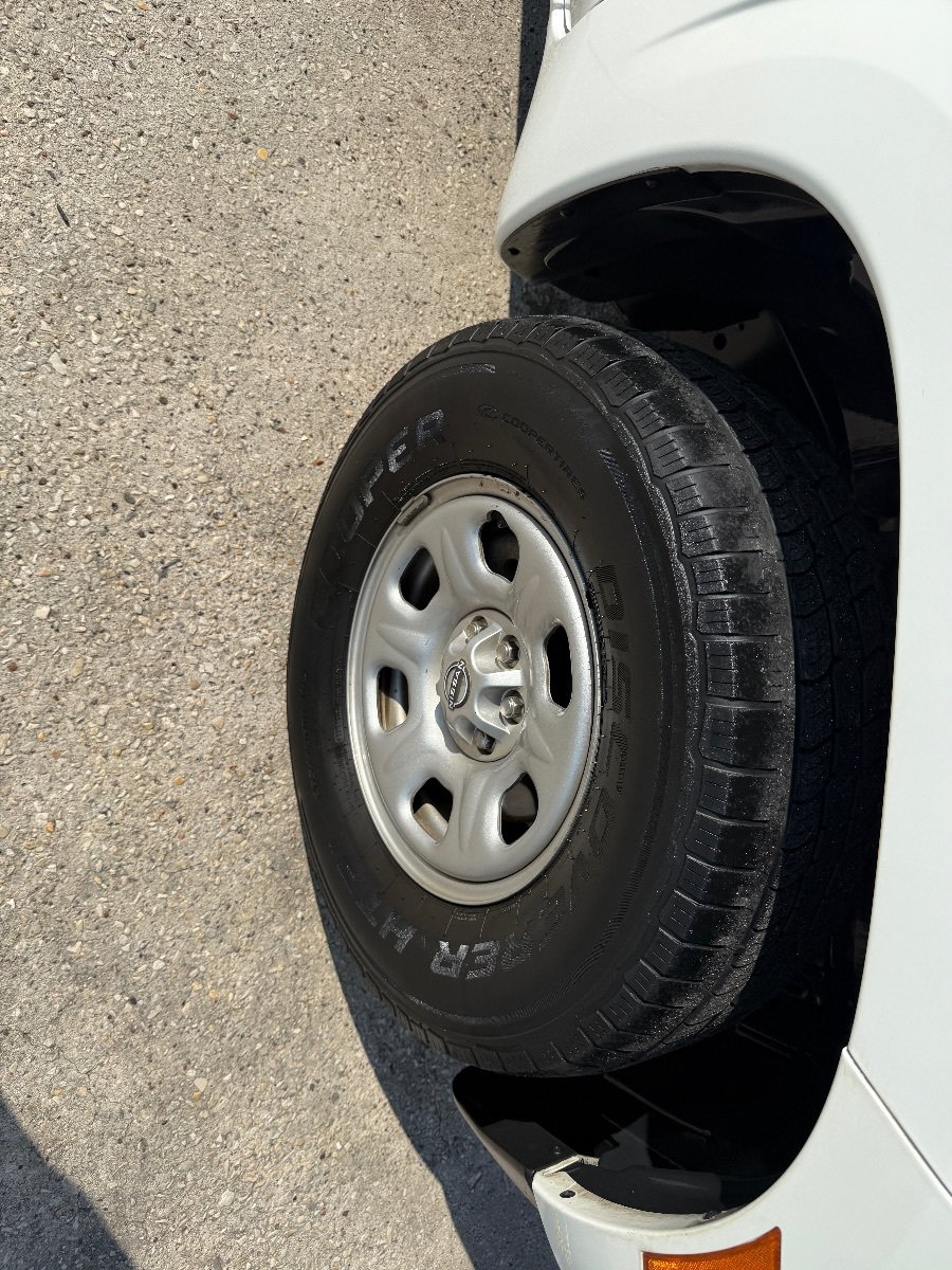 Used 2022 Nissan Frontier S RWD image 12