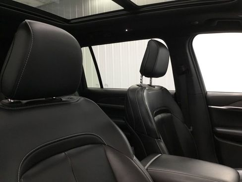 Used 2024 Jeep Grand Cherokee L Limited w/ Black Appearance Package image 24