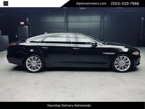 Used 2015 Jaguar XJ L Portfolio AWD/4WD image 8