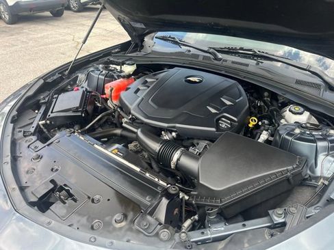 Used 2021 Chevrolet Camaro LT RWD image 10