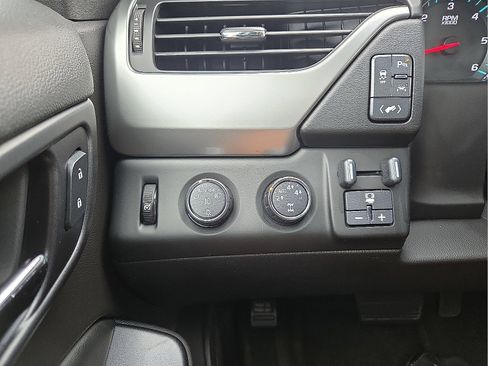 Used 2016 Chevrolet Tahoe LTZ AWD/4WD image 20