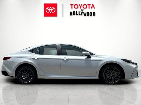 New 2026 Toyota Camry XLE FWD image 3