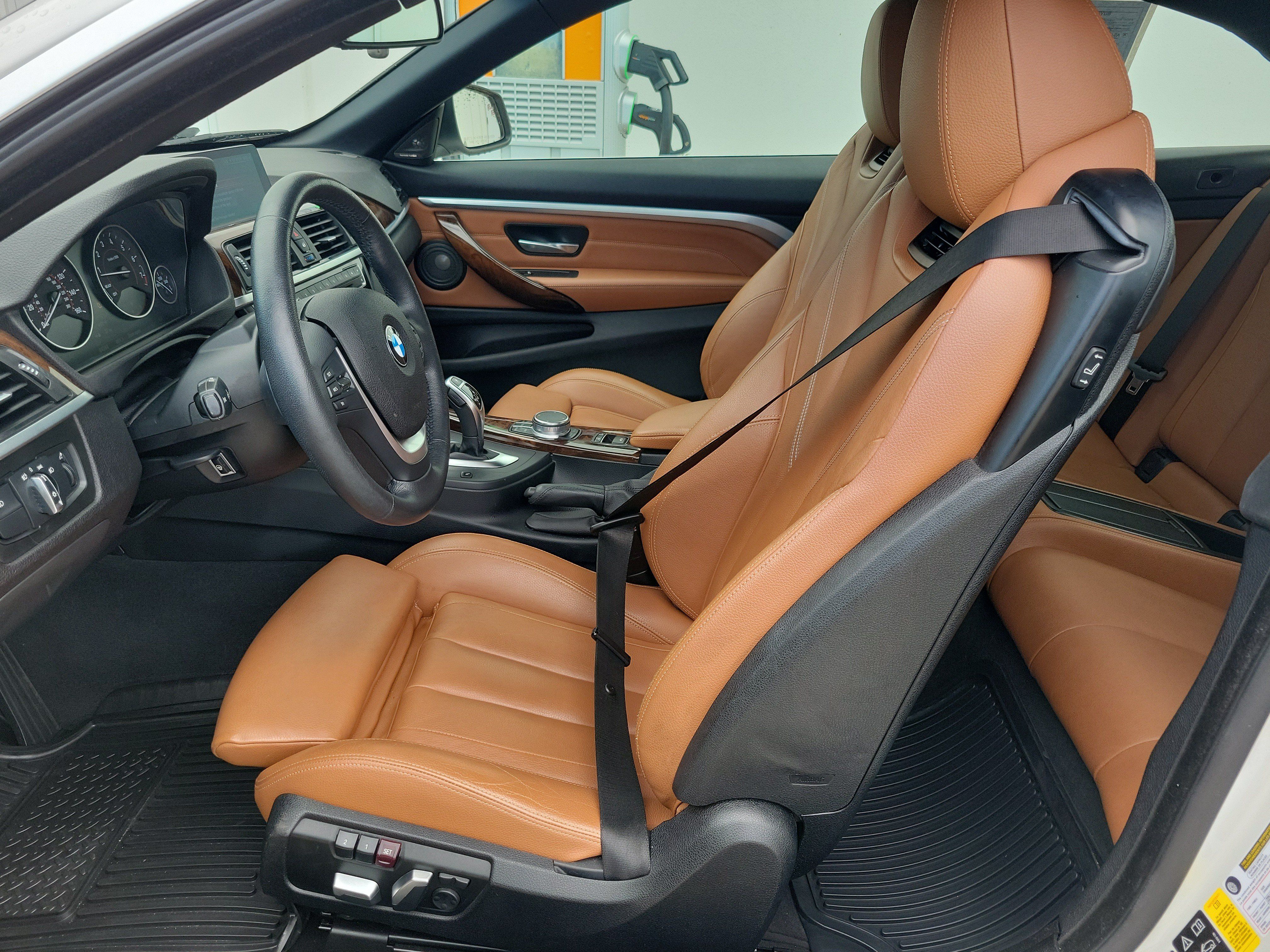Used 2017 BMW 430i xDrive Convertible AWD/4WD image 17