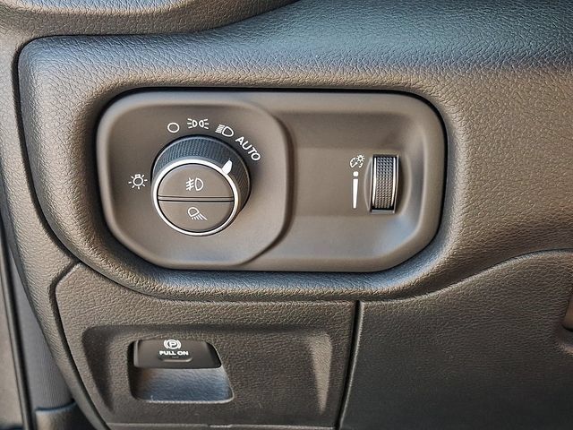 Used 2022 RAM 1500 Big Horn AWD/4WD image 24